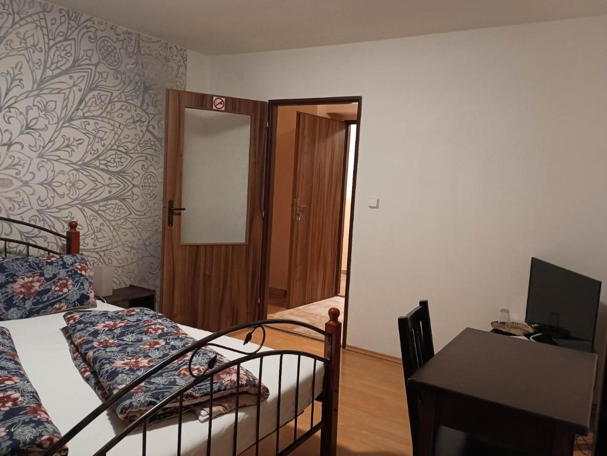 Penzion U Bileho Jaka Vilemov  Exteriör bild
